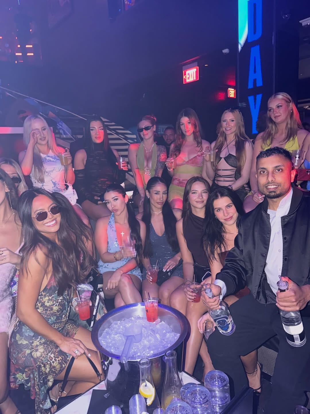 Post 5 by Las Vegas Club Promoter 🤵🏽‍♂️🇱🇰 on Instagram (image)