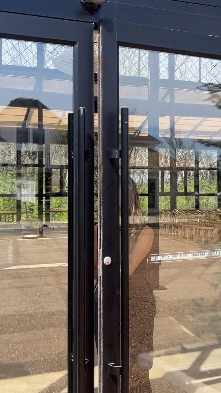 Post 3 by The Glasshouse at River Oaks on Instagram (video)