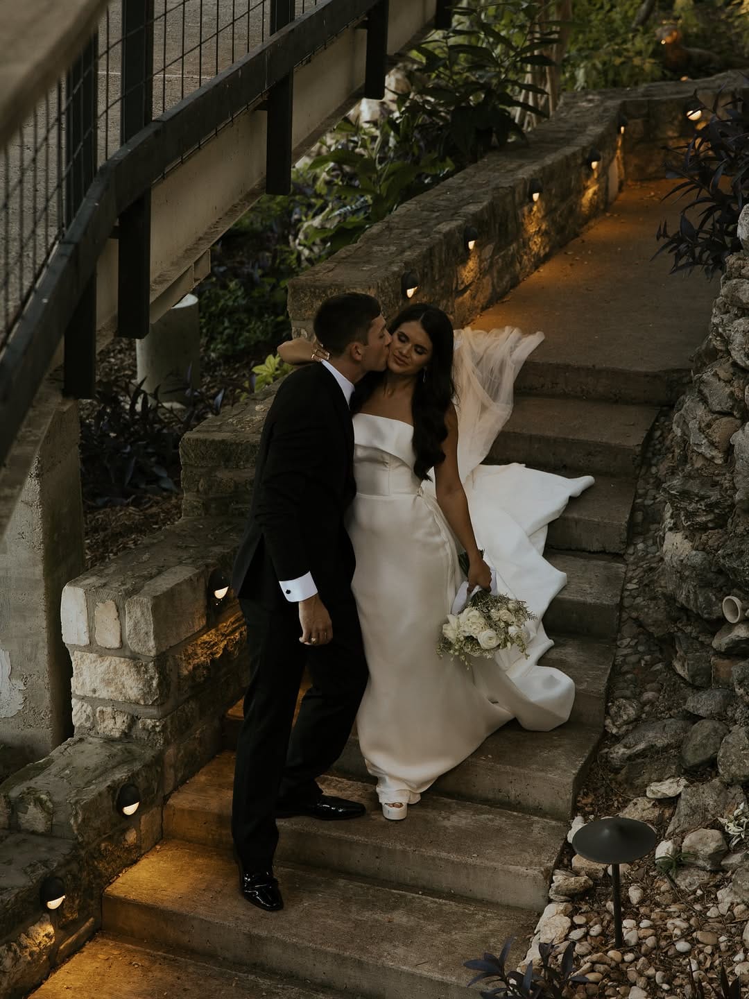Post 1 by Ashley Nicole Affair Weddings on Instagram (image)