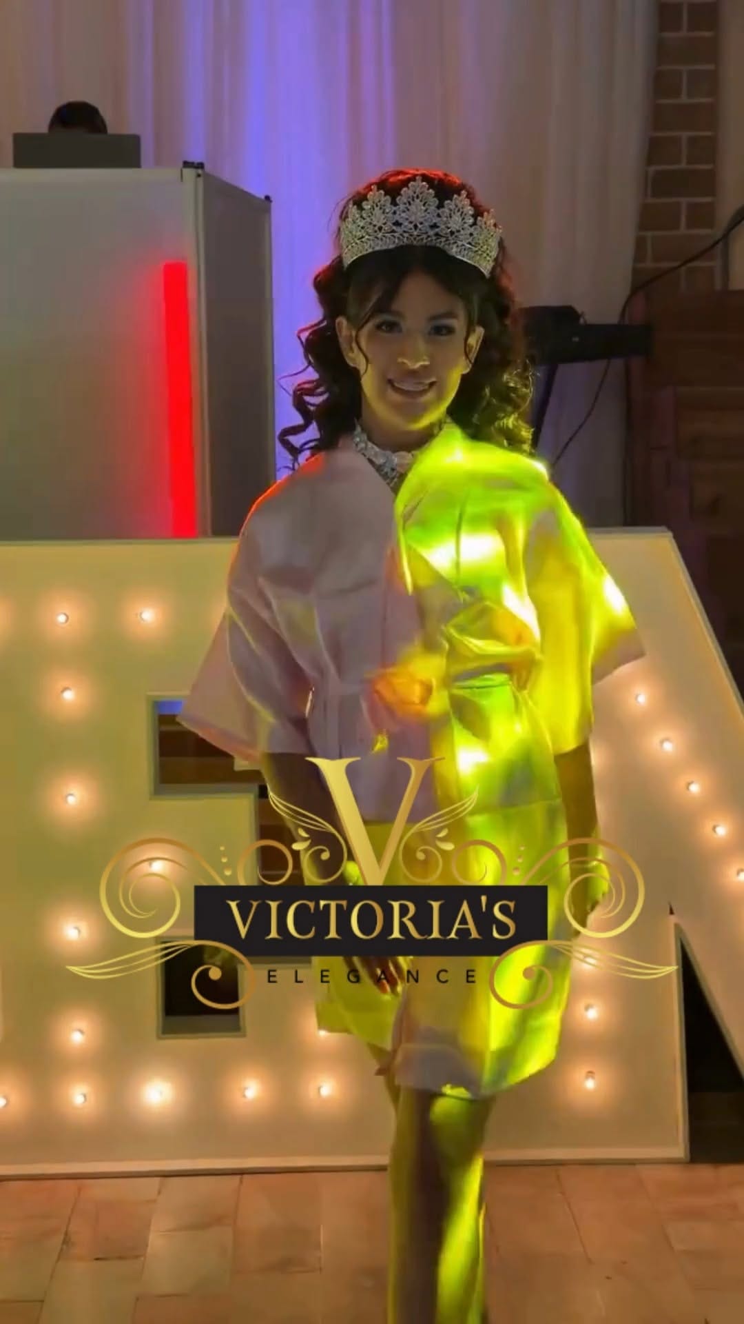 Post 3 by Houston Quinceanera on Instagram (video)