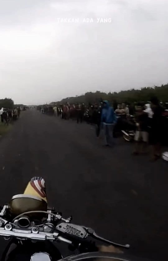 Post 7 by Kentiz_aja on Instagram (video)