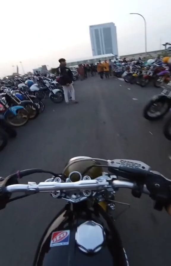 Post 9 by Kentiz_aja on Instagram (video)
