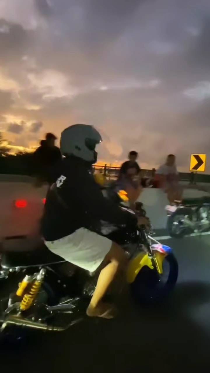 Post 2 by Kentiz_aja on Instagram (video)