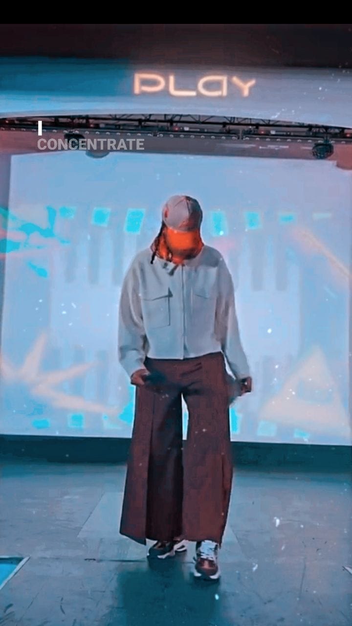 Post 3 by STORHM ARTISTE on Instagram (video)