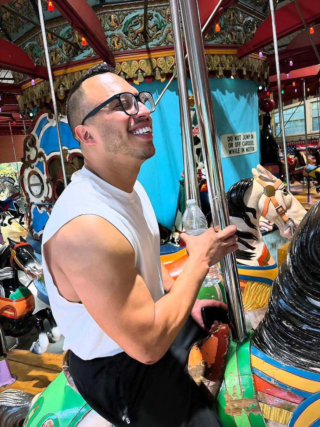 Post 5 by Alejandro Arellano on Instagram (carousel)