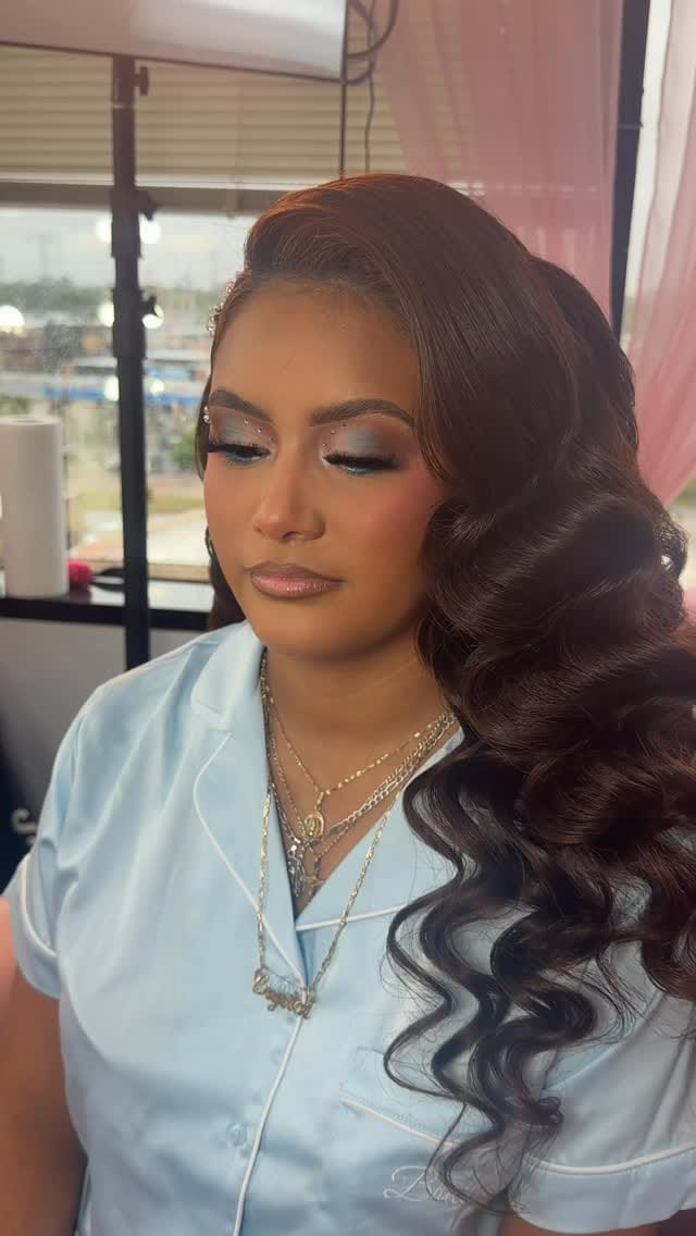 Post 7 by Professional Makeup Artist | HTX on Instagram (video)