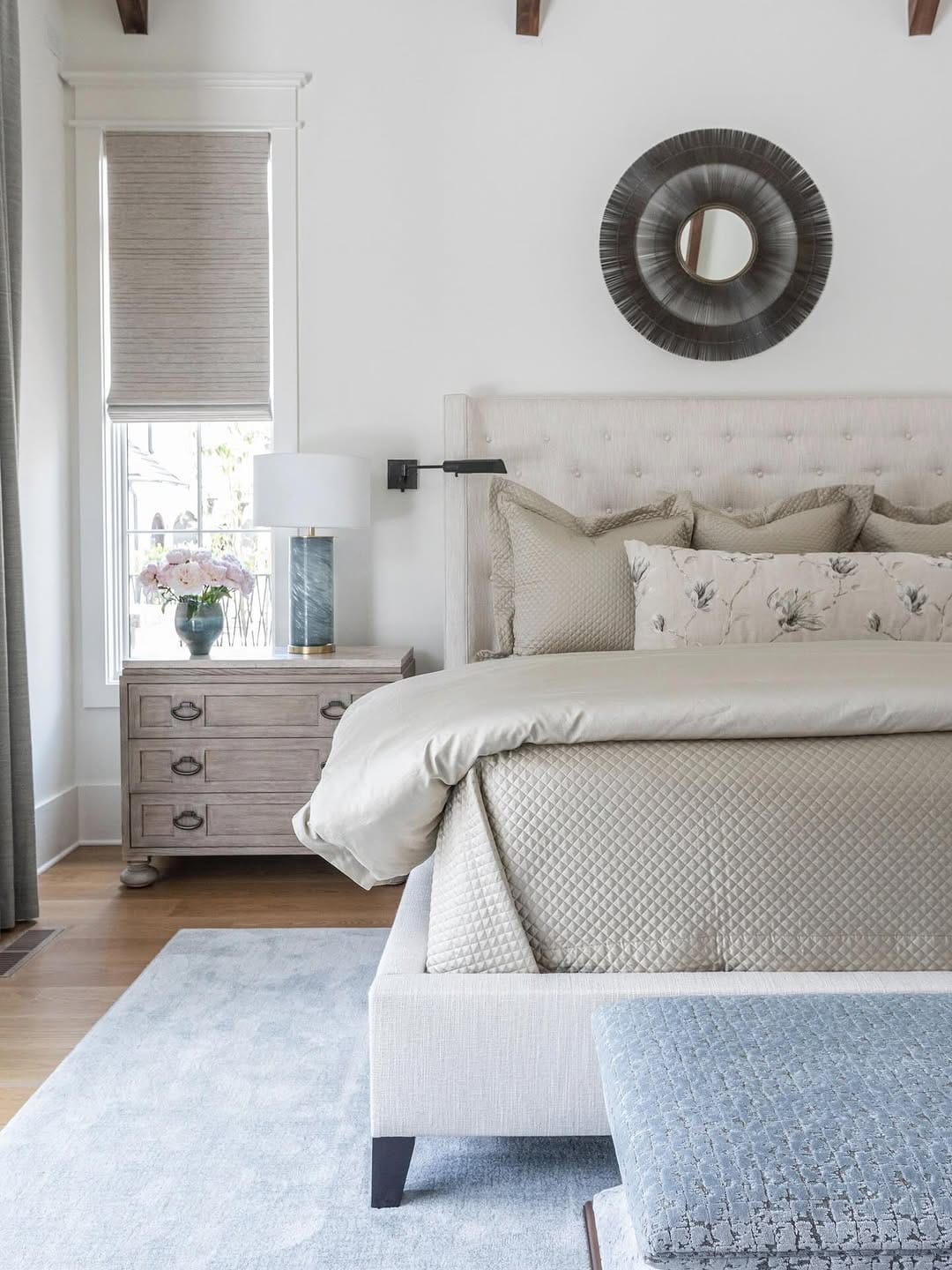 Post 2 by Design Express on Instagram (image)