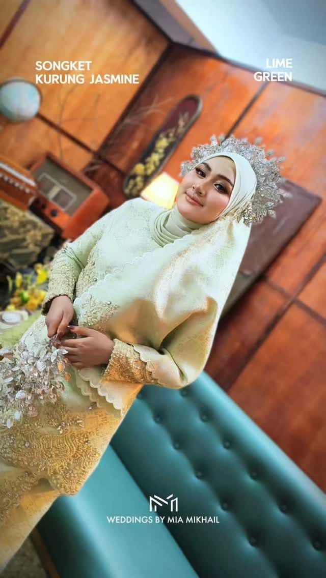 Post 3 by Weddings By Mia Mikhail on Instagram (video)