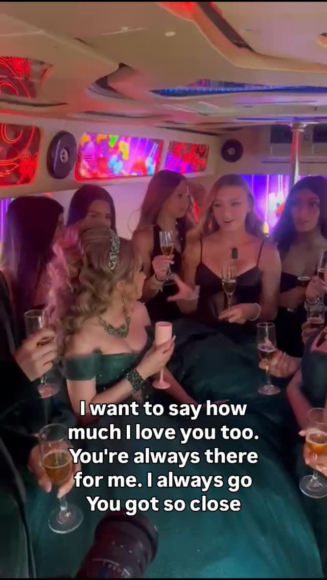 Post 1 by Colombia Party Bus on Instagram (video)