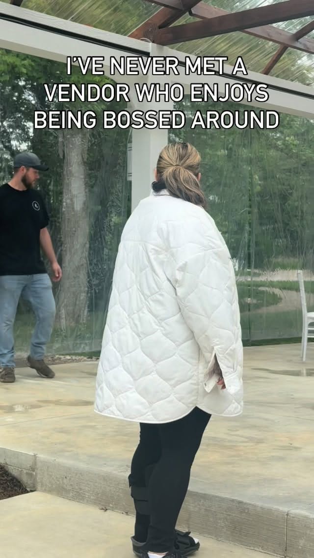 Post 2 by Aisle & Co. Ohio | North Carolina | Italy | Wedding Planner on Instagram (video)