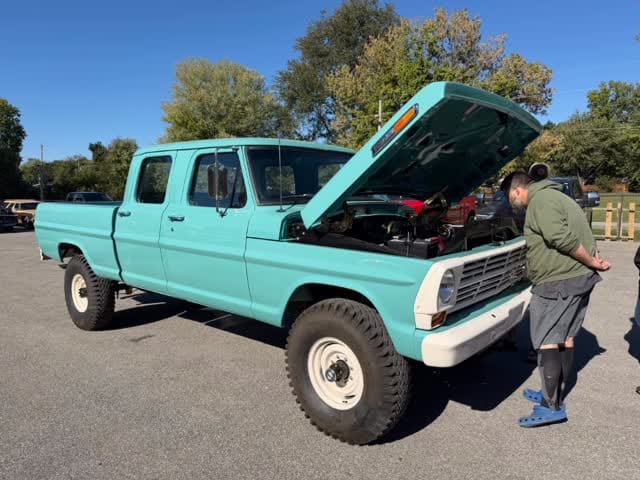 Post 10 by American Vintage 4WD on Instagram (video)