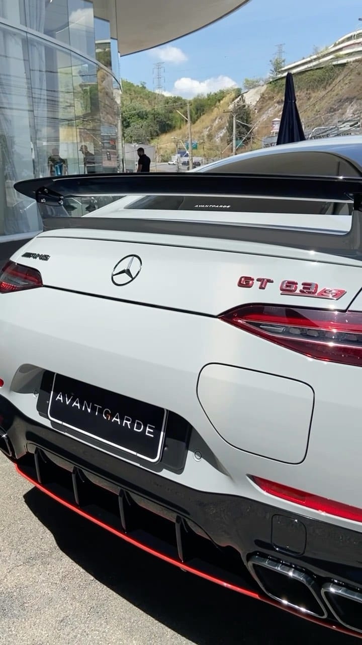 Post 2 by 🔰Super Carros na América on Instagram (video)