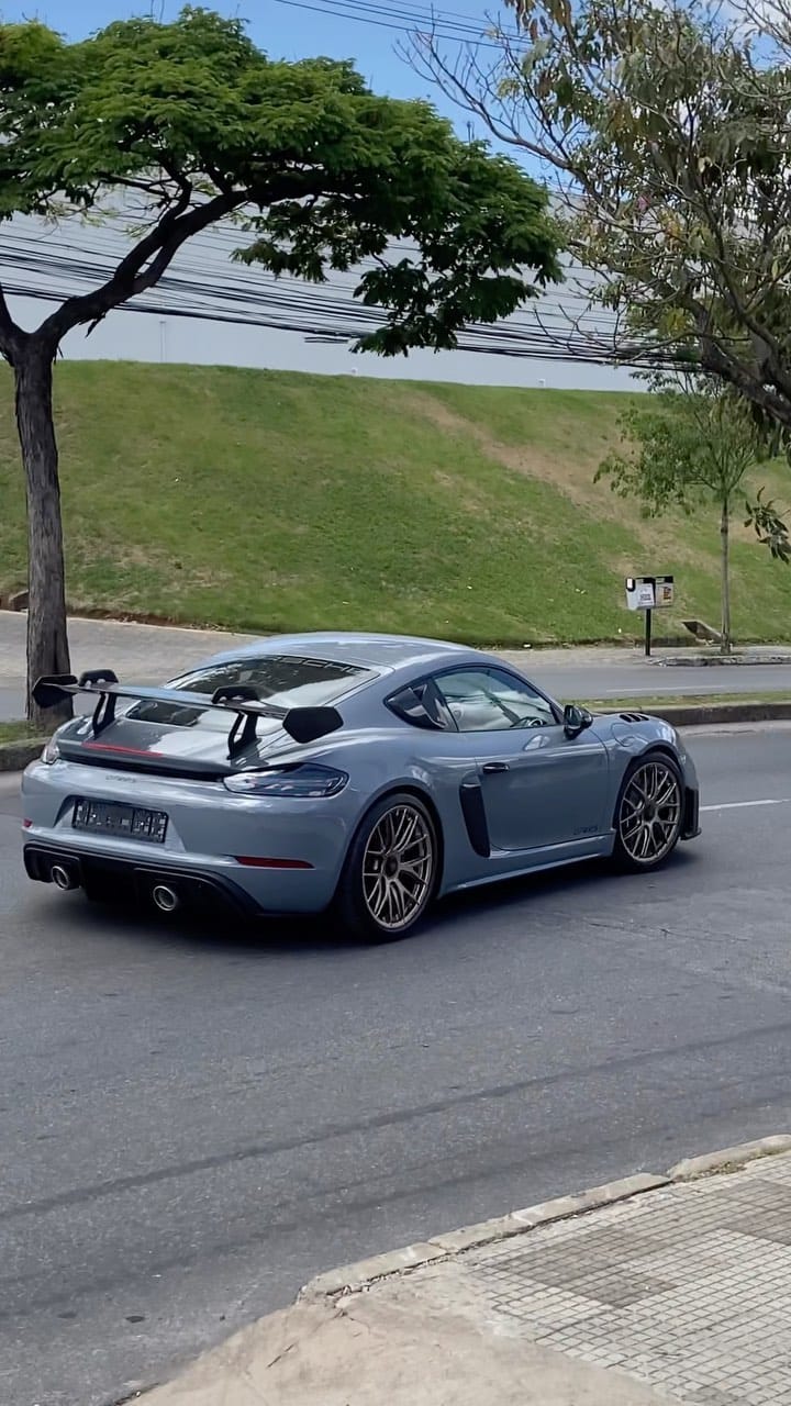 Post 9 by 🔰Super Carros na América on Instagram (video)