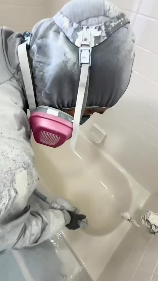Post 5 by Bathtub Reglazing Specialist on Instagram (video)