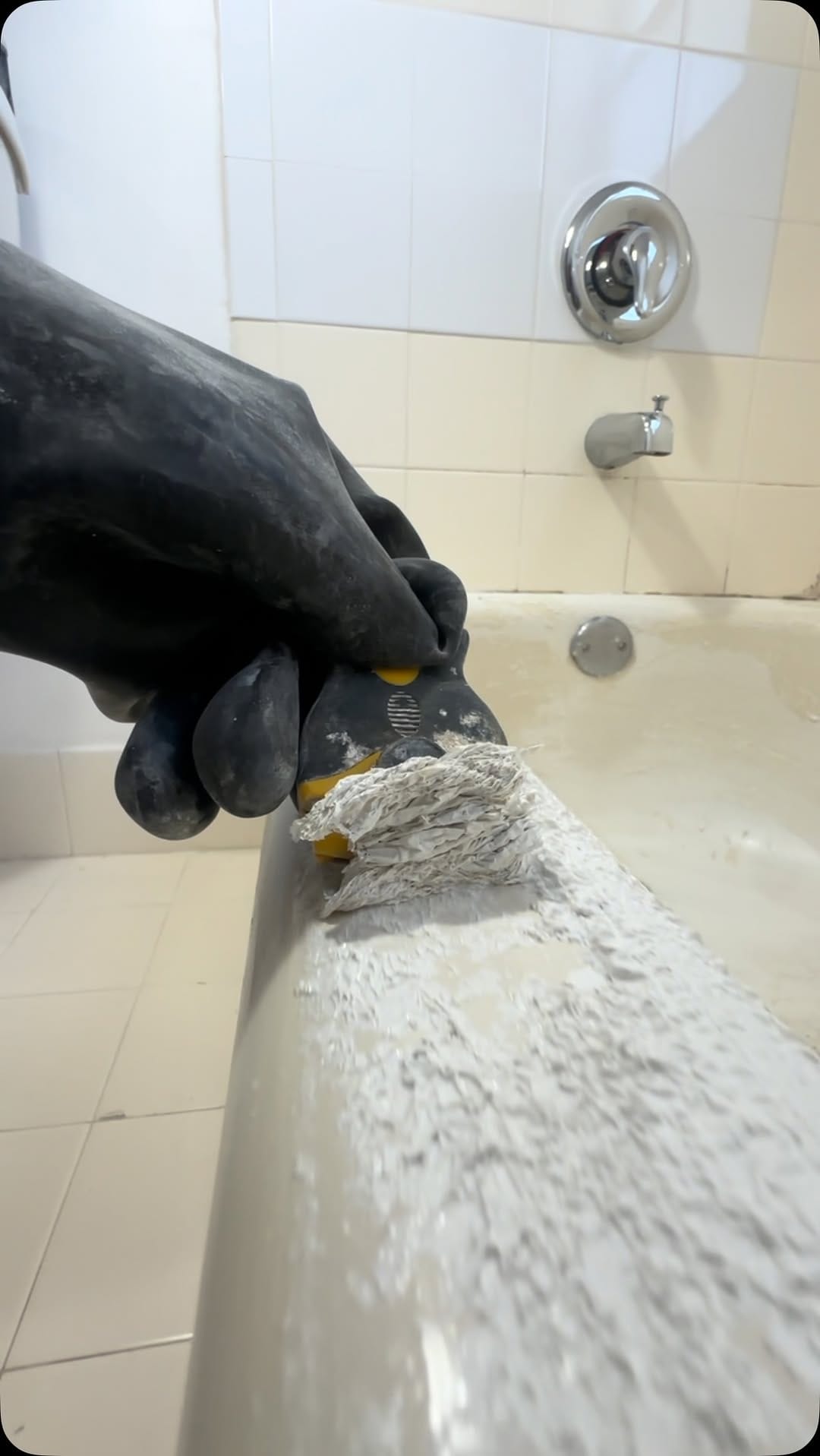 Post 8 by Bathtub Reglazing Specialist on Instagram (video)