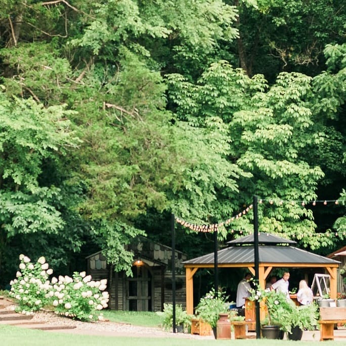 Post 9 by The Barn at Cedar Grove | Kentucky Wedding Venue on Instagram (image)