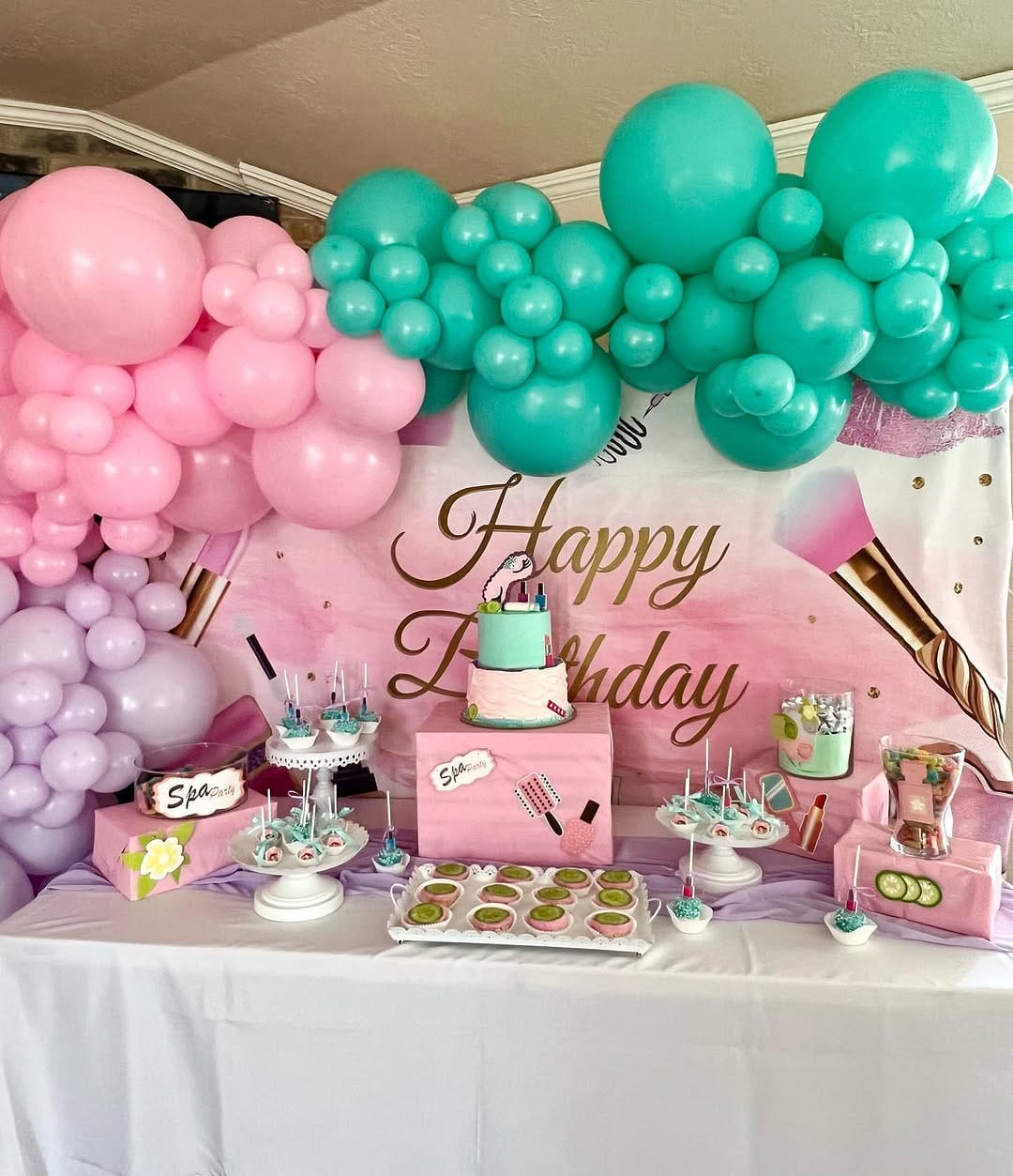 Post 10 by Confetti Events Tx on Instagram (image)