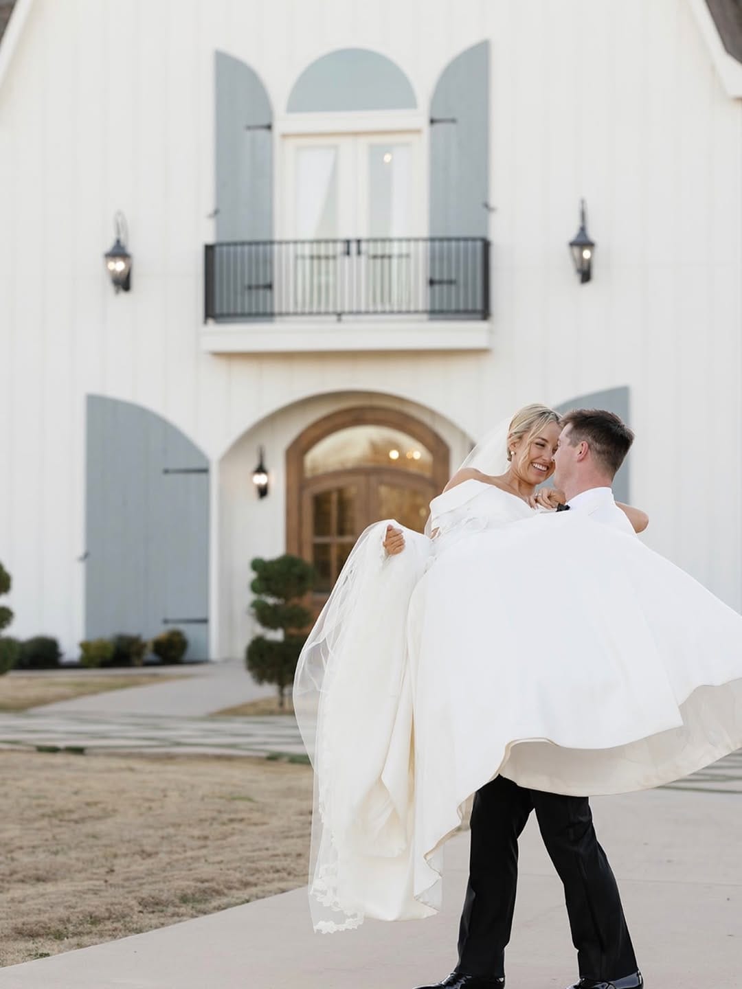 Post 8 by The French Farmhouse Venue on Instagram (carousel)