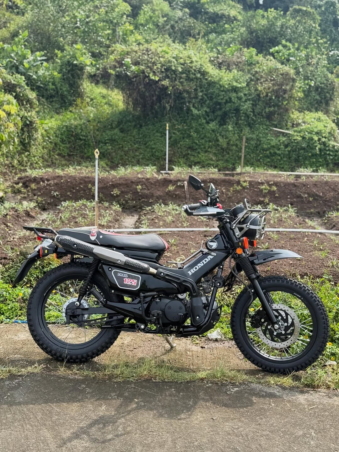 Post 6 by Ihsanuddin (Icus Custom Motorcycle) on Instagram (carousel)