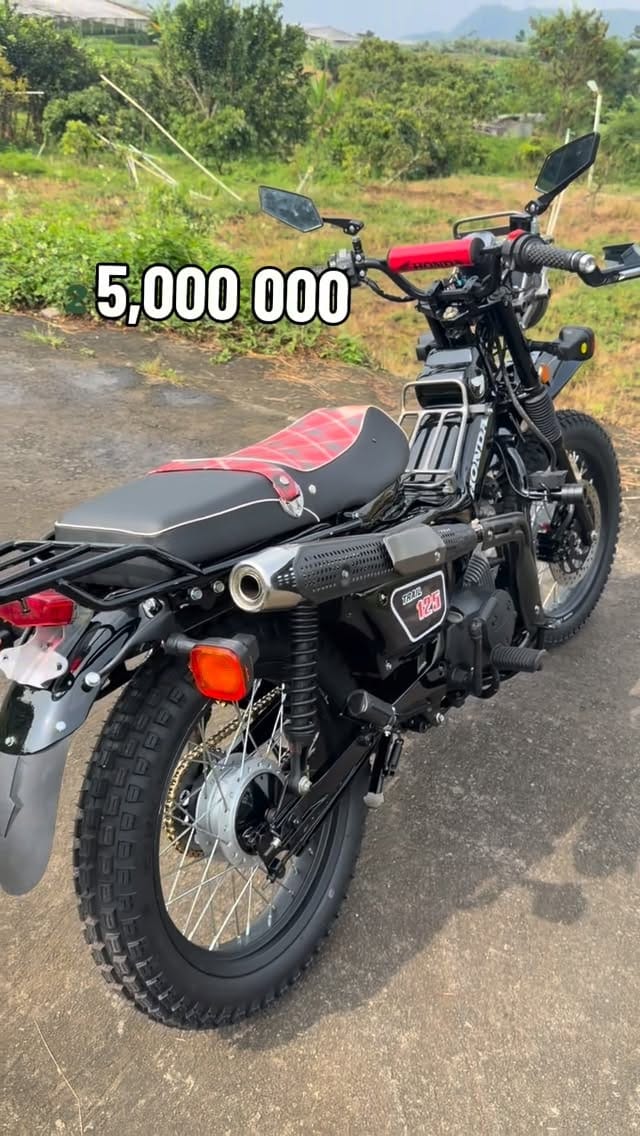 Post 2 by Ihsanuddin (Icus Custom Motorcycle) on Instagram (video)