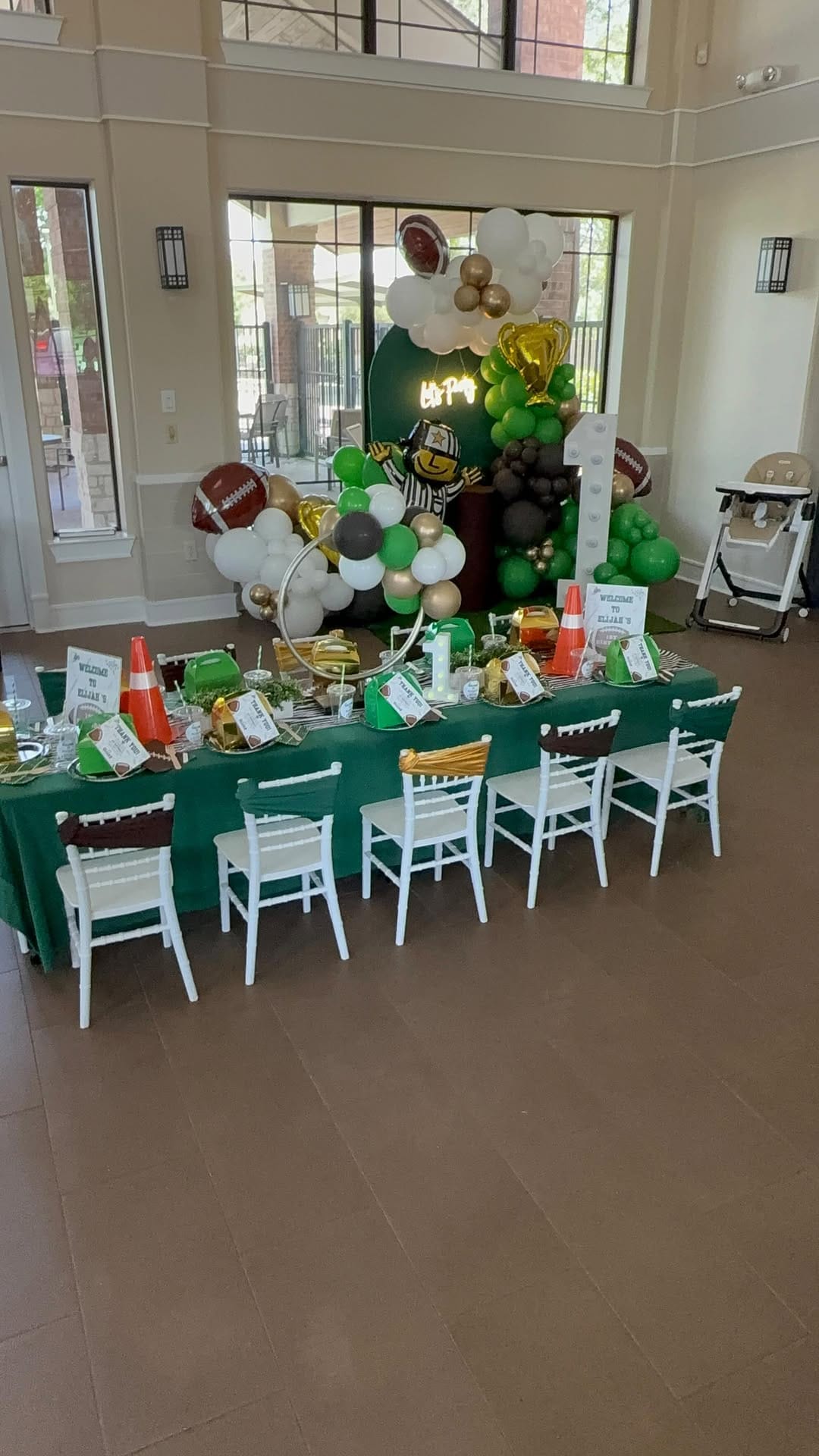 Post 4 by 🎉🩵 Little Lavish Party - Houston Kids Birthday Party + Balloons on Instagram (video)