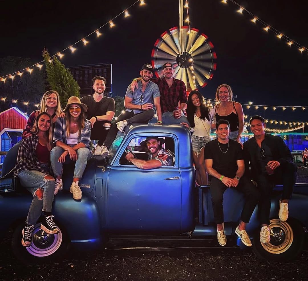Post 2 by Neon Summer Chicago on Instagram (image)