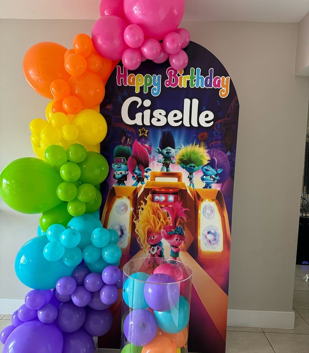 Post 7 by Fab Events & Balloon Decor 🎈Miami on Instagram (image)