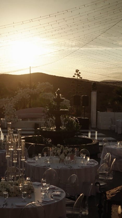 Post 10 by Vanessa Domenech Event & Wedding Planner on Instagram (video)