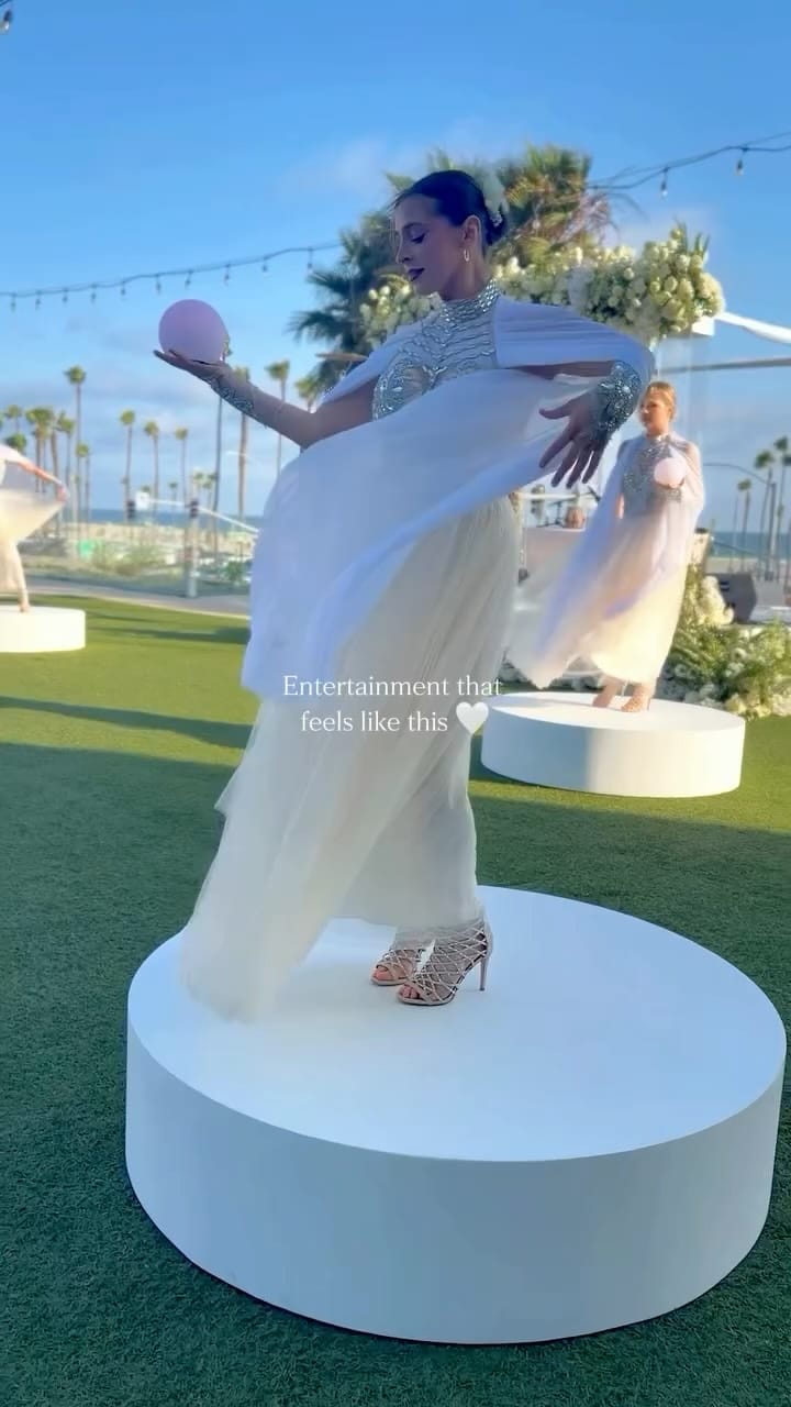Post 1 by Vanessa Domenech Event & Wedding Planner on Instagram (video)