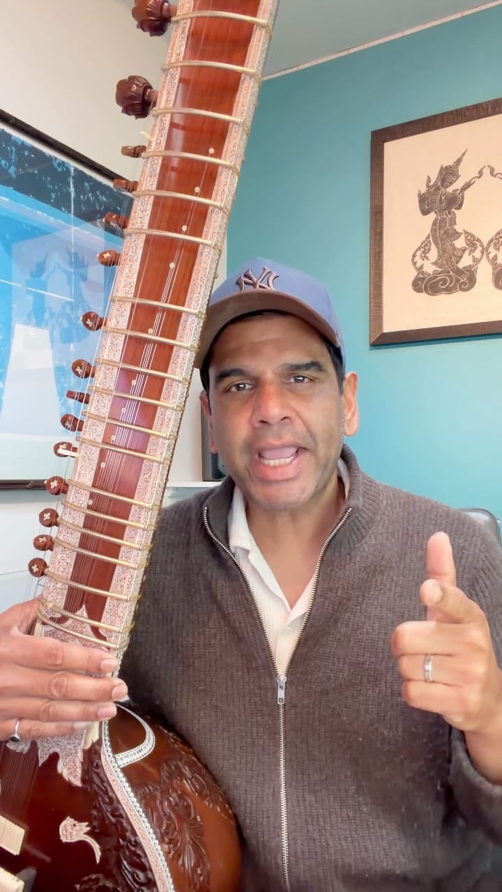 Post 3 by Ronobir Lahiri on Instagram (video)