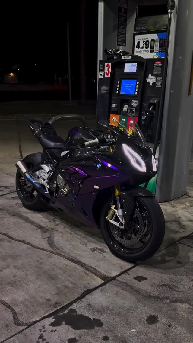 Post 5 by S1000RR CLUB on Instagram (video)