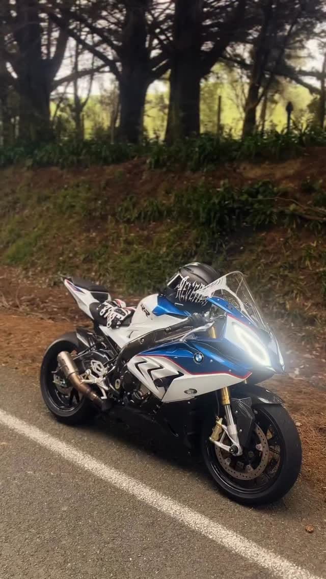 Post 6 by S1000RR CLUB on Instagram (video)