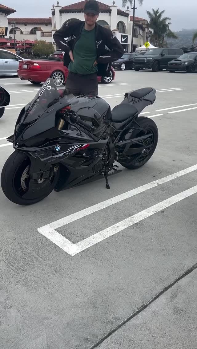 Post 8 by S1000RR CLUB on Instagram (video)