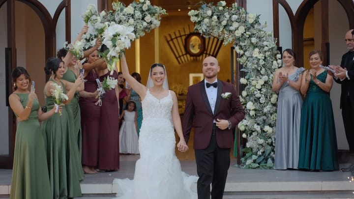 Post 9 by Karina Kanki | Planner | Organizadora | wedding on Instagram (carousel)