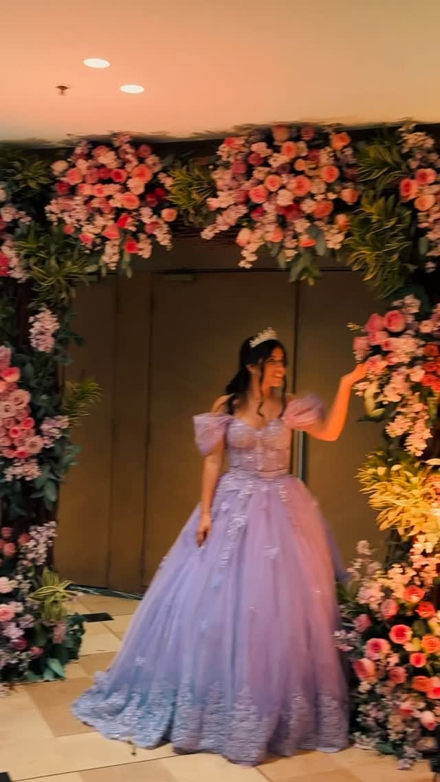 Post 5 by Karina Kanki | Planner | Organizadora | wedding on Instagram (video)