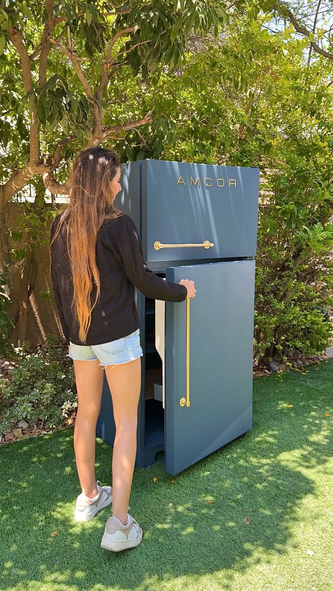 Post 1 by אלרם on Instagram (video)