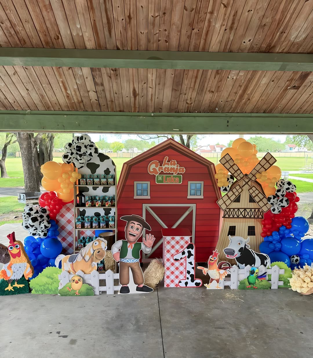 Post 4 by Party Decorations / Balloons Decorations on Instagram (carousel)