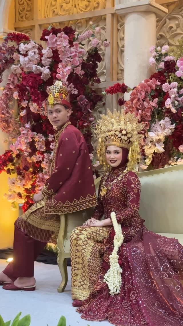 Post 3 by Aulia Griya Pengantin on Instagram (video)