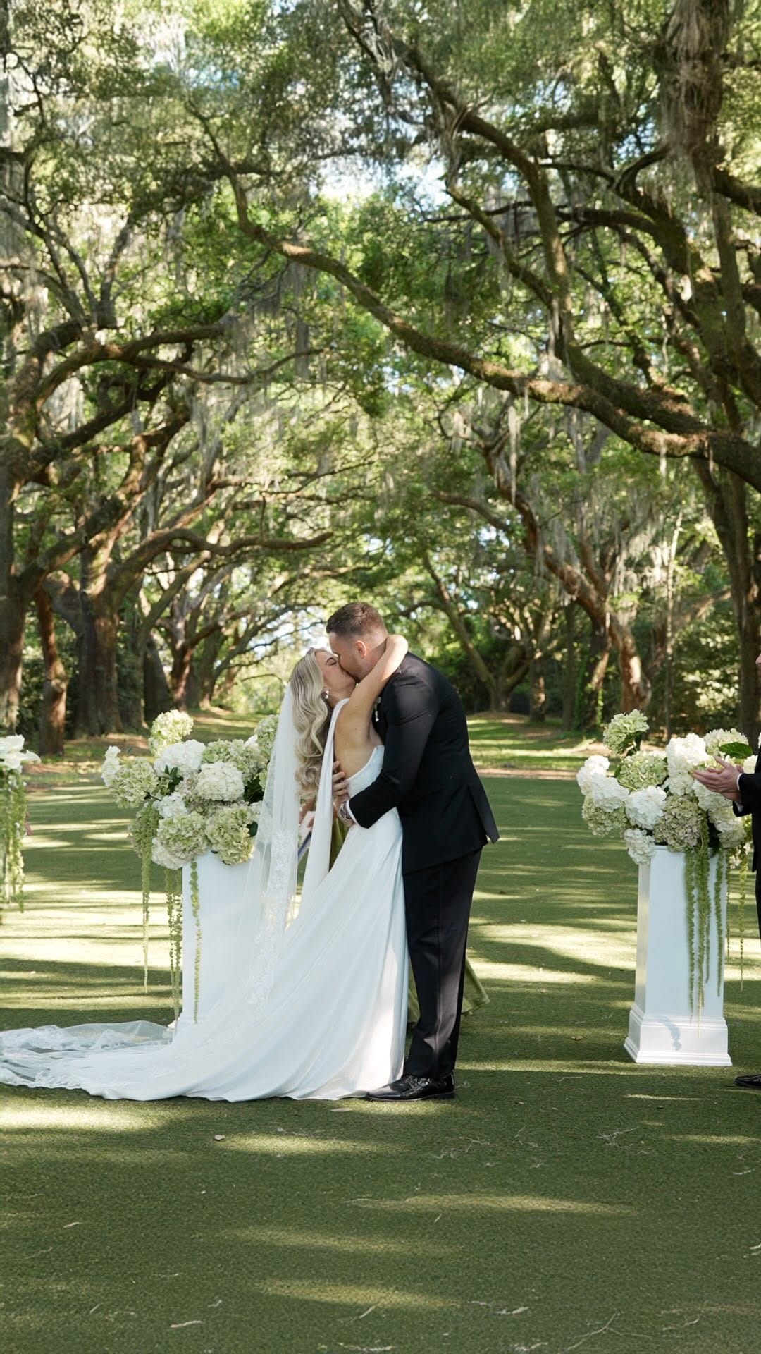 Post 1 by Beautiful Bride Events ® on Instagram (video)