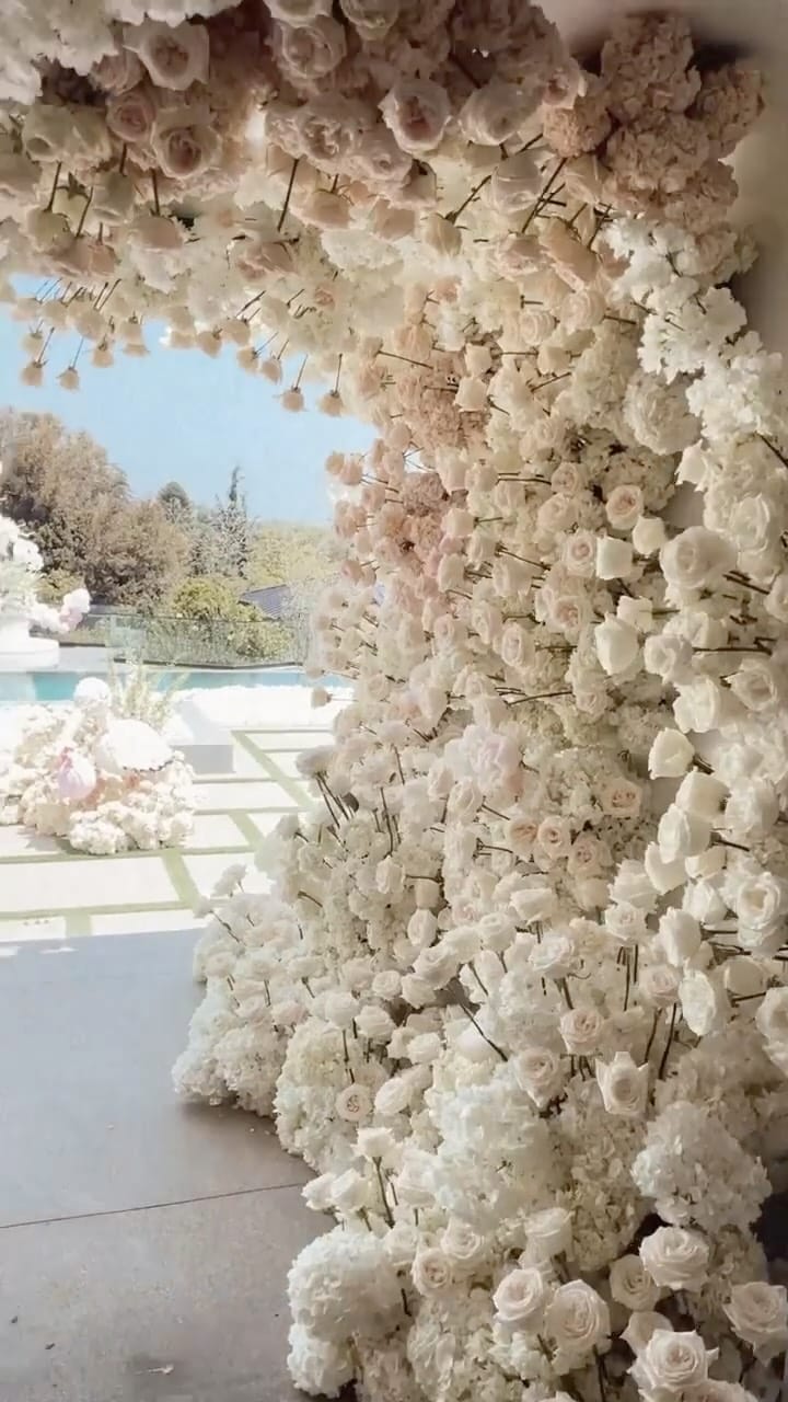 Post 10 by Lex. on Instagram (video)