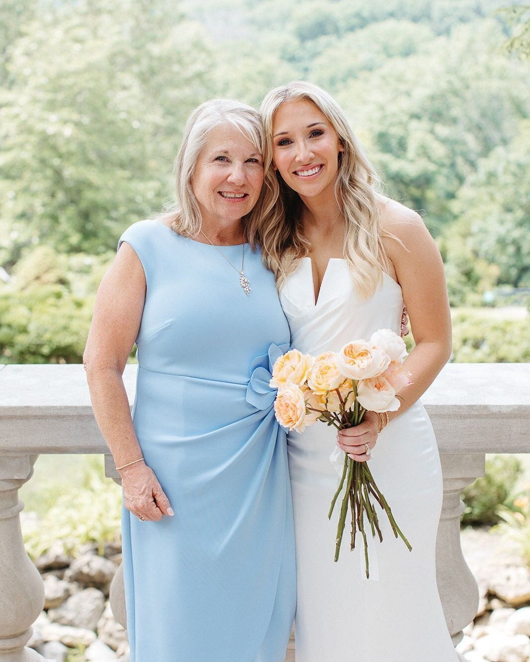 Post 3 by Cheekwood Weddings on Instagram (image)
