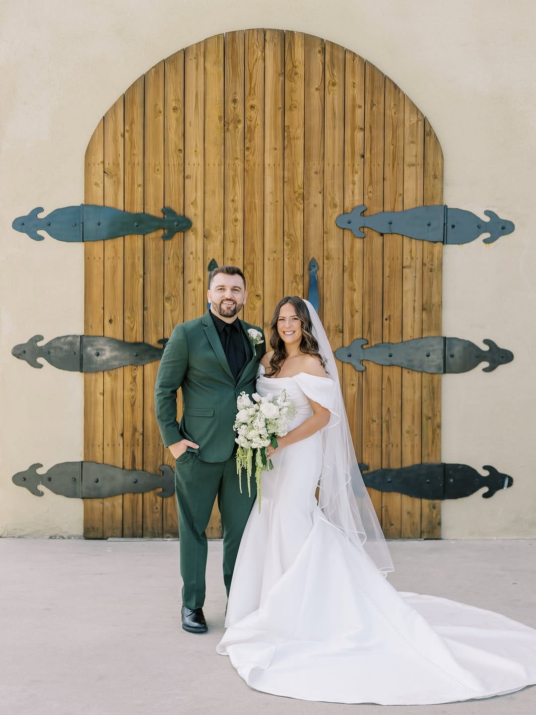 Post 4 by Olive + Grace Events | Giovanna Smith on Instagram (carousel)