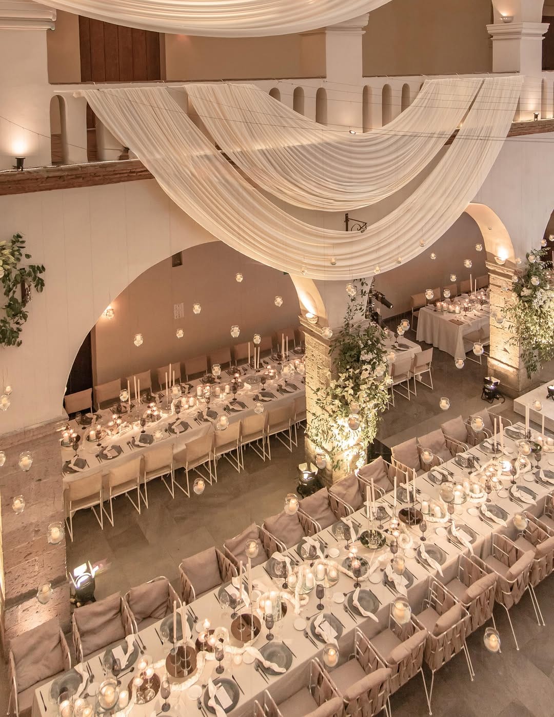 Post 1 by Juan Pablo Partida | Wedding Planner on Instagram (carousel)