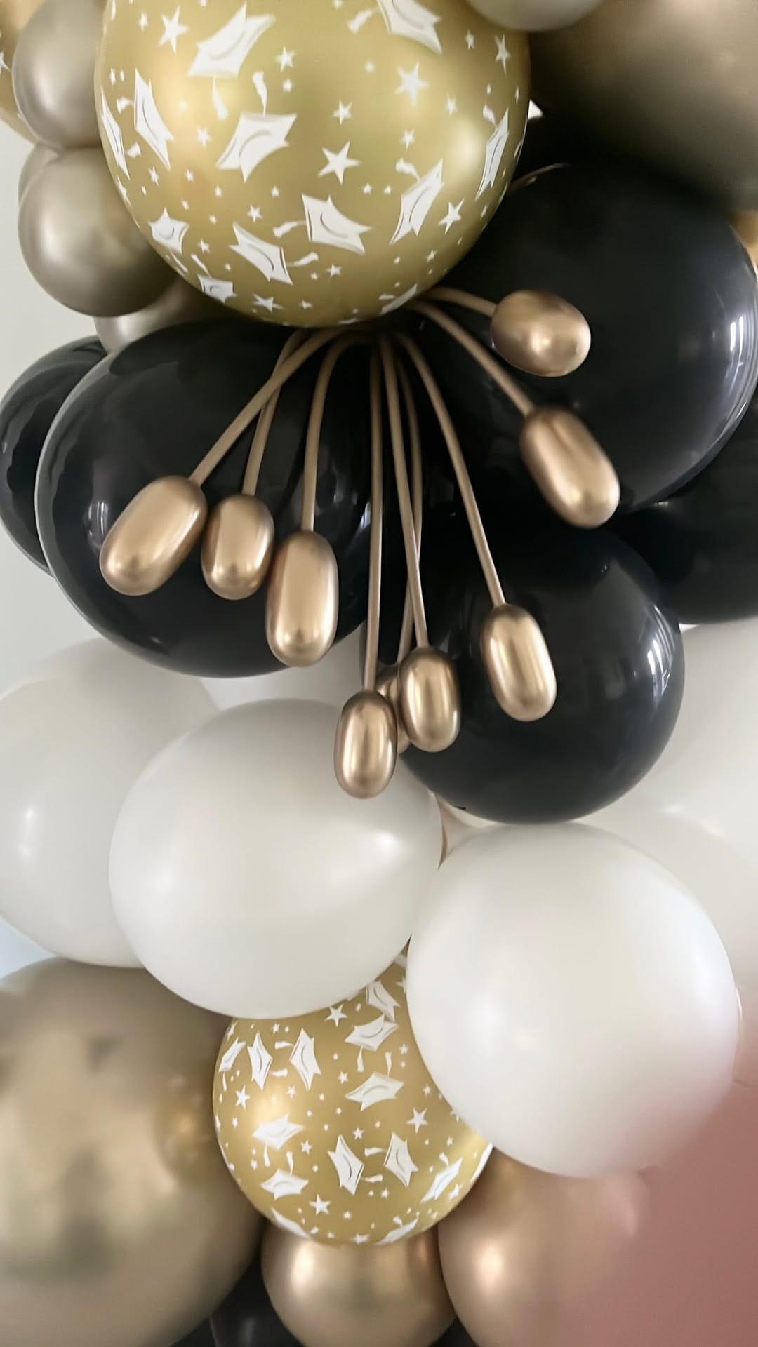 Post 2 by Angela Páez Party Design on Instagram (video)