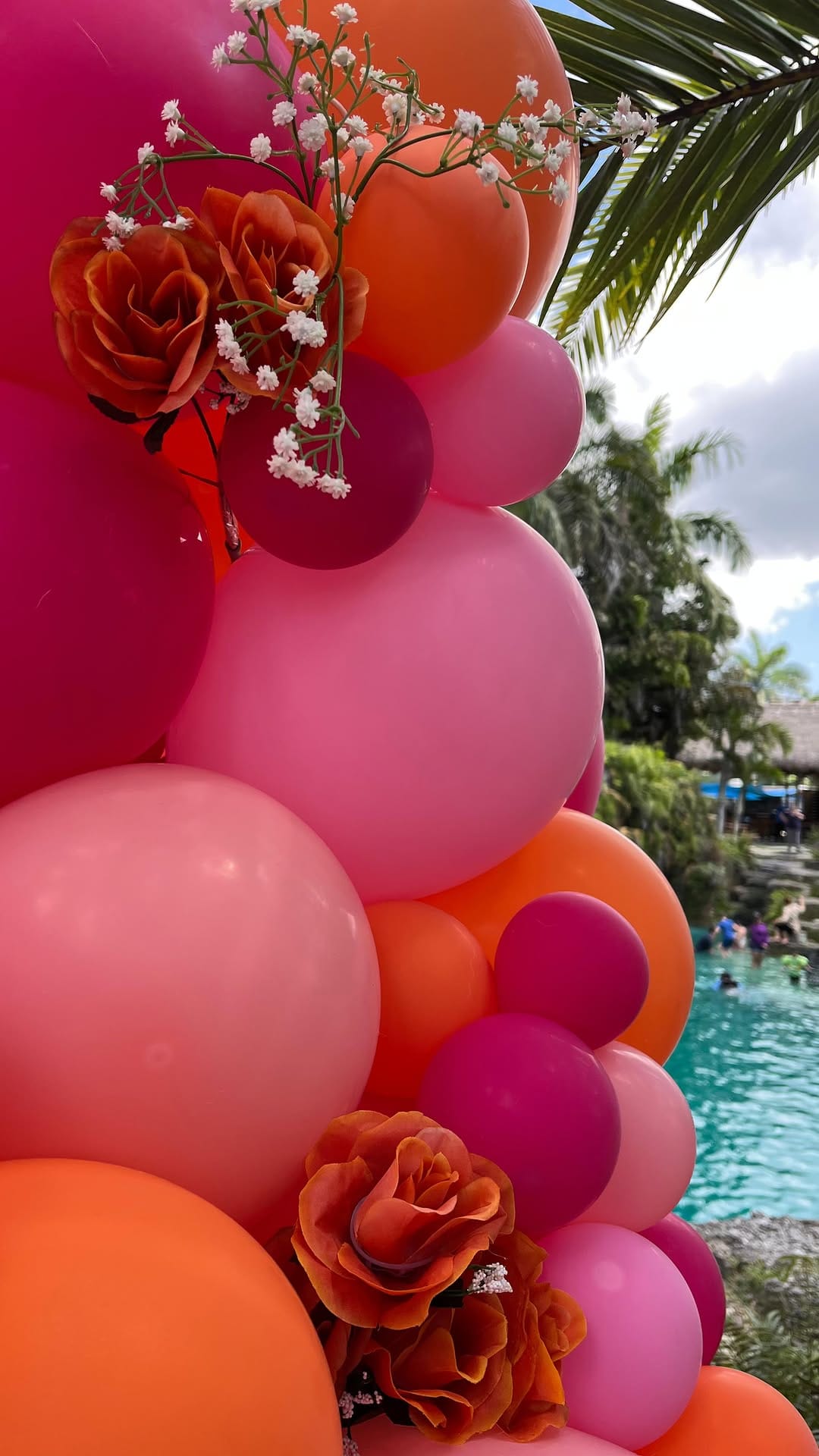 Post 10 by Angela Páez Party Design on Instagram (video)
