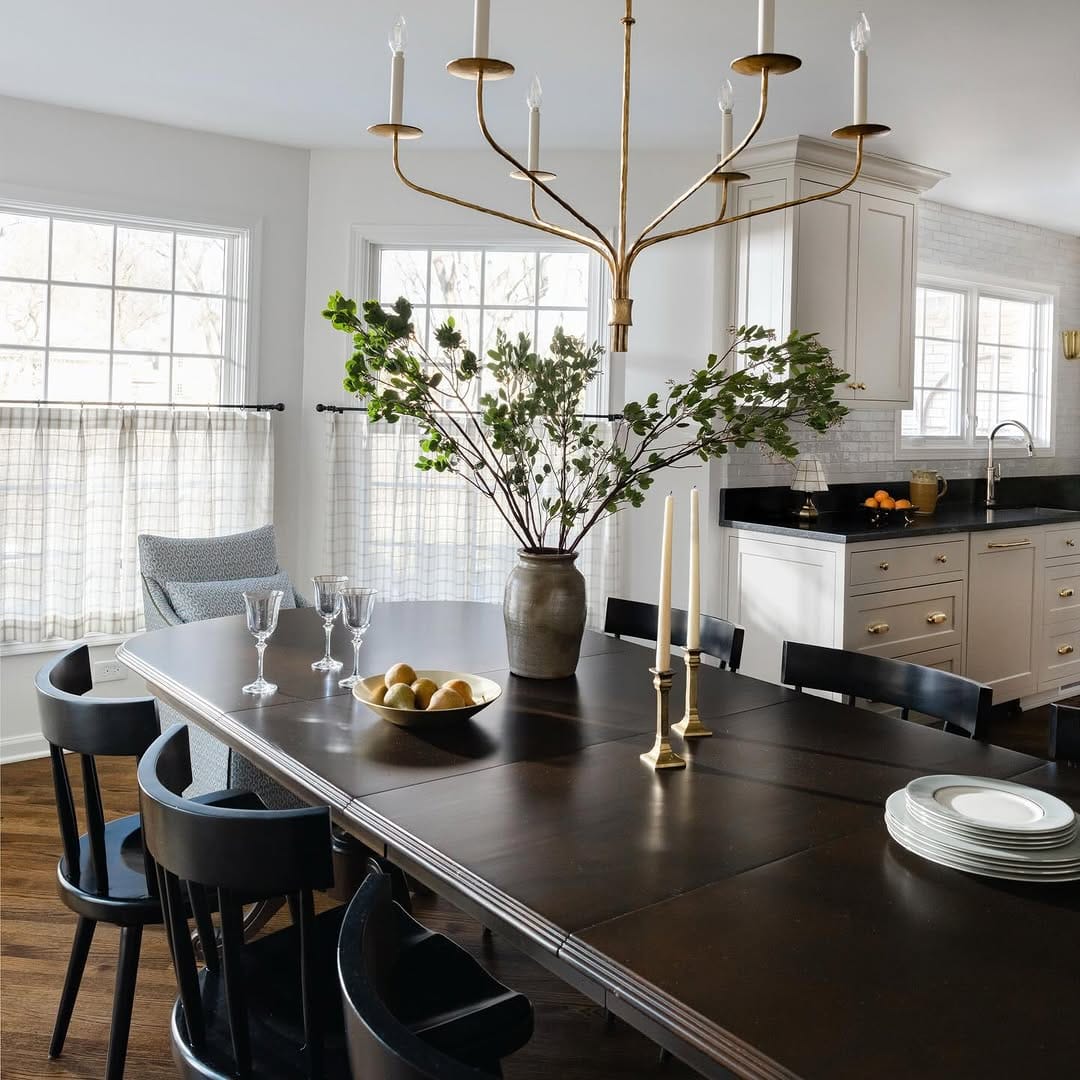 Post 10 by Leah Phillips | Chicago Interior Design on Instagram (image)