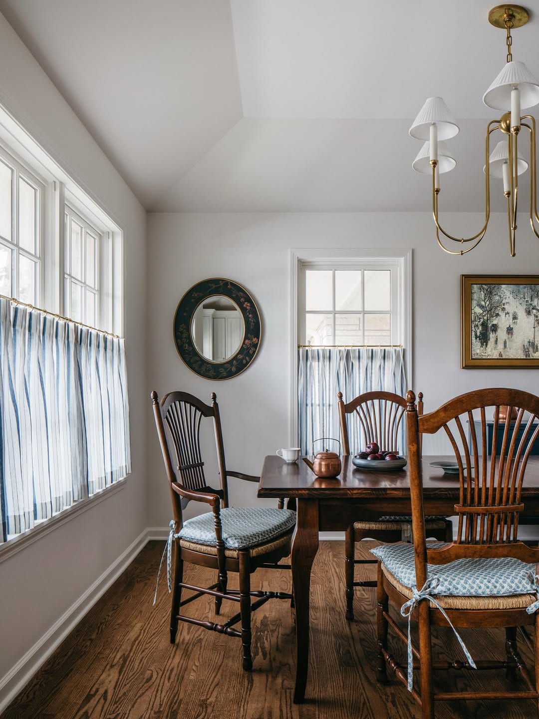 Post 1 by Leah Phillips | Chicago Interior Design on Instagram (image)