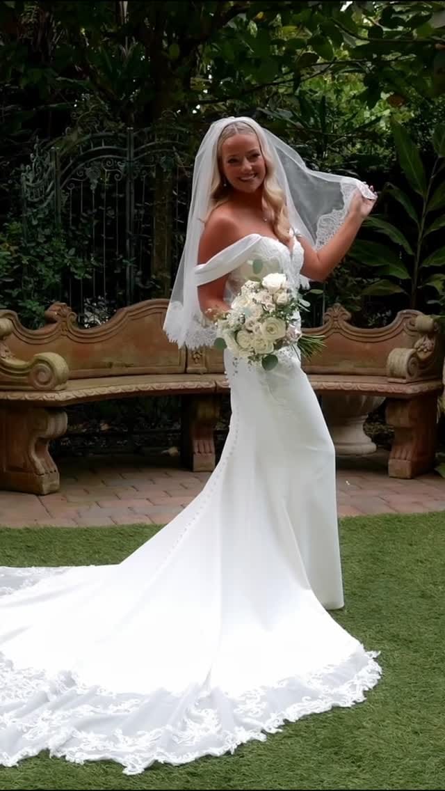 Post 5 by Miami Wedding Venue - Destination Weddings on Instagram (video)