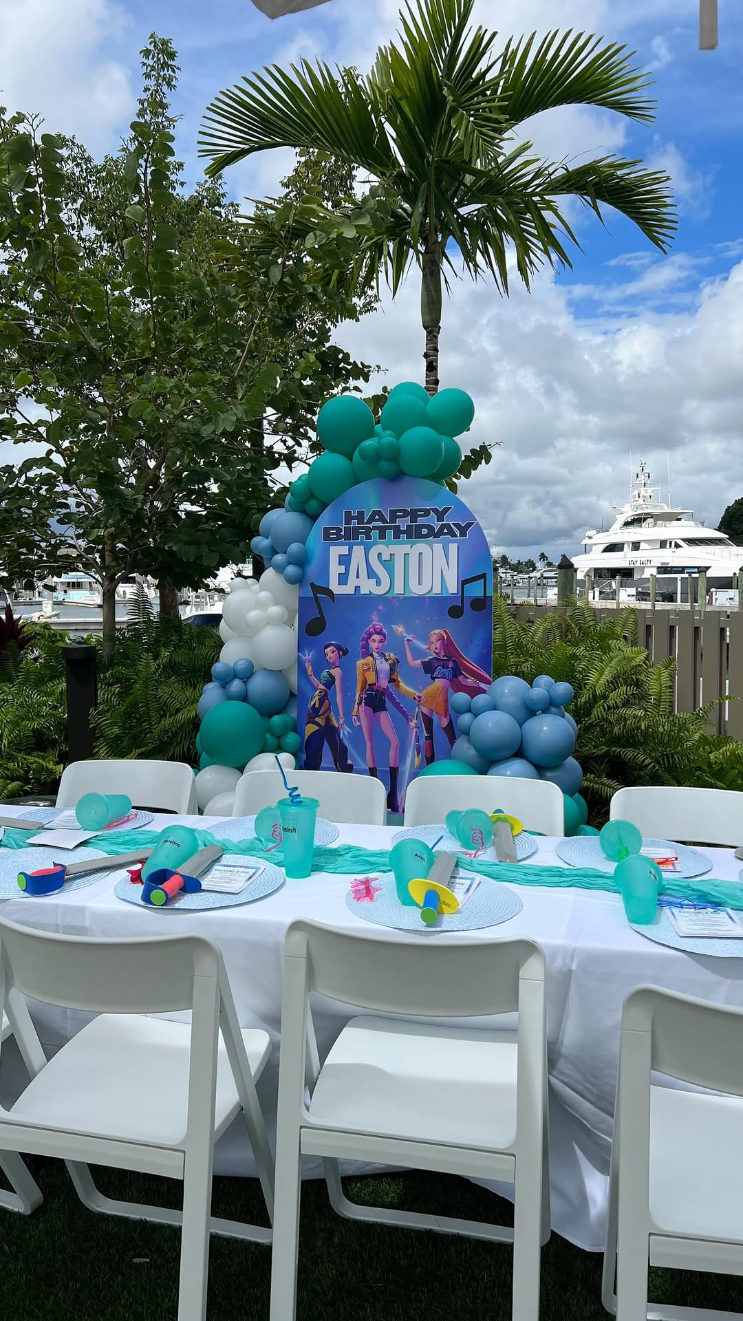 Post 7 by Elegant Moment Event Decorations + Party Rental Miami on Instagram (video)