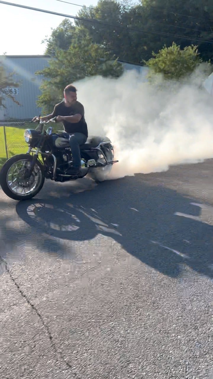 Post 9 by Joey Wells on Instagram (video)